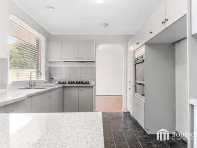18 George Chudleigh Drive, Hallam
