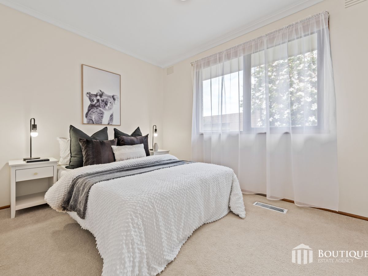24 Exell Drive, Dandenong North