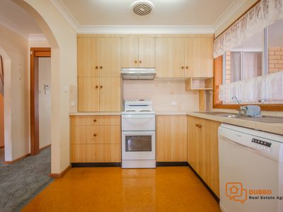 32 Sovereign Street, Dubbo