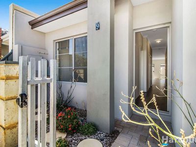 9 Pyrum Lane, Jindalee