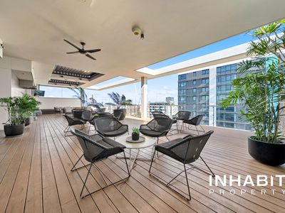 2004 / 105 Stirling Street, Perth