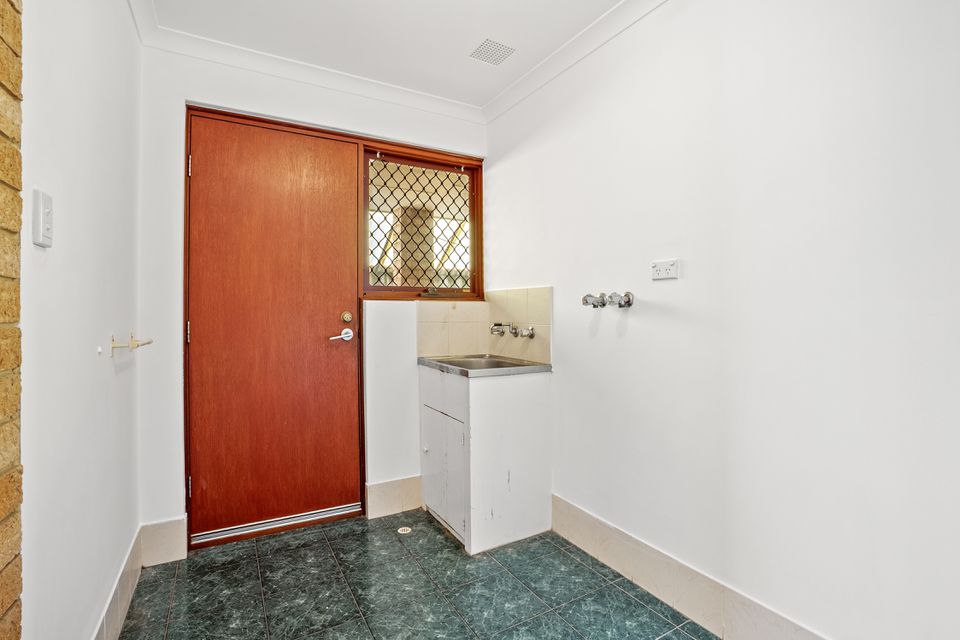 9 SCHOONER PLACE, Waikiki