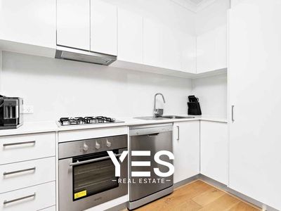 2 / 1 Main Road, Clayton South