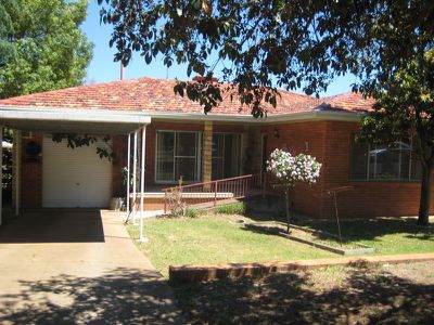 19 Meek Street, Dubbo