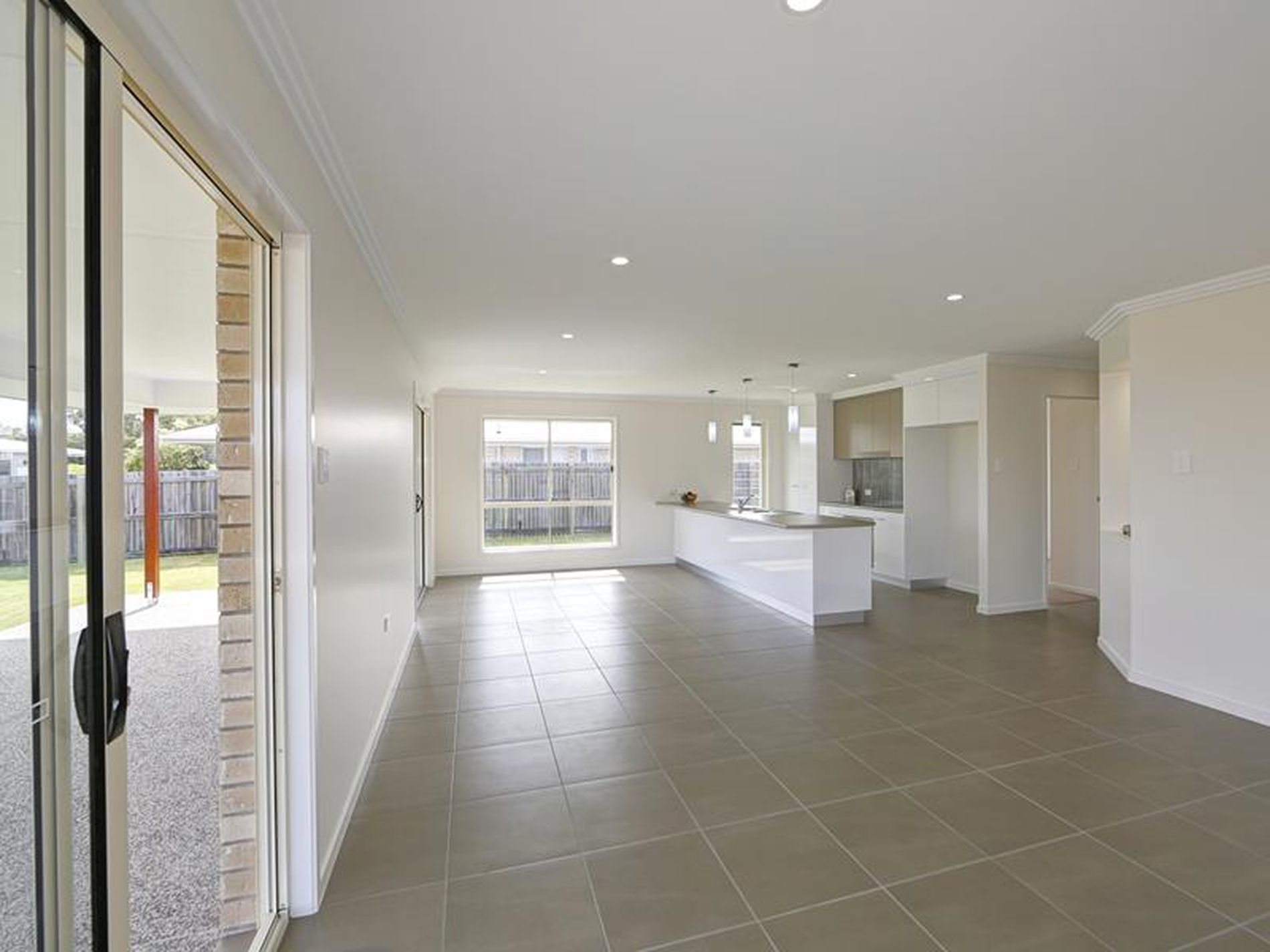 5 Oriole Court, Woodgate