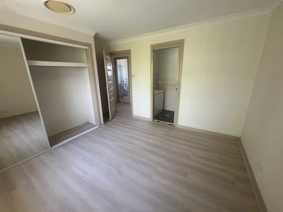 85B Falcon Circuit, Green Valley