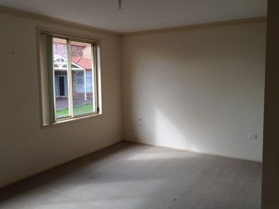 2 / 49 College Avenue, Blackbutt