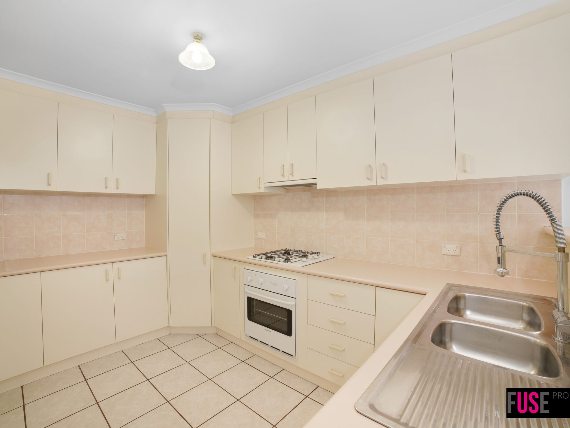 19 Rosewood Glen, Jerrabomberra