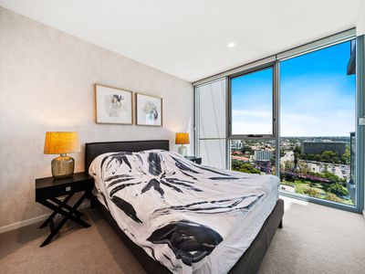 2406 / 63 Adelaide Terrace, East Perth