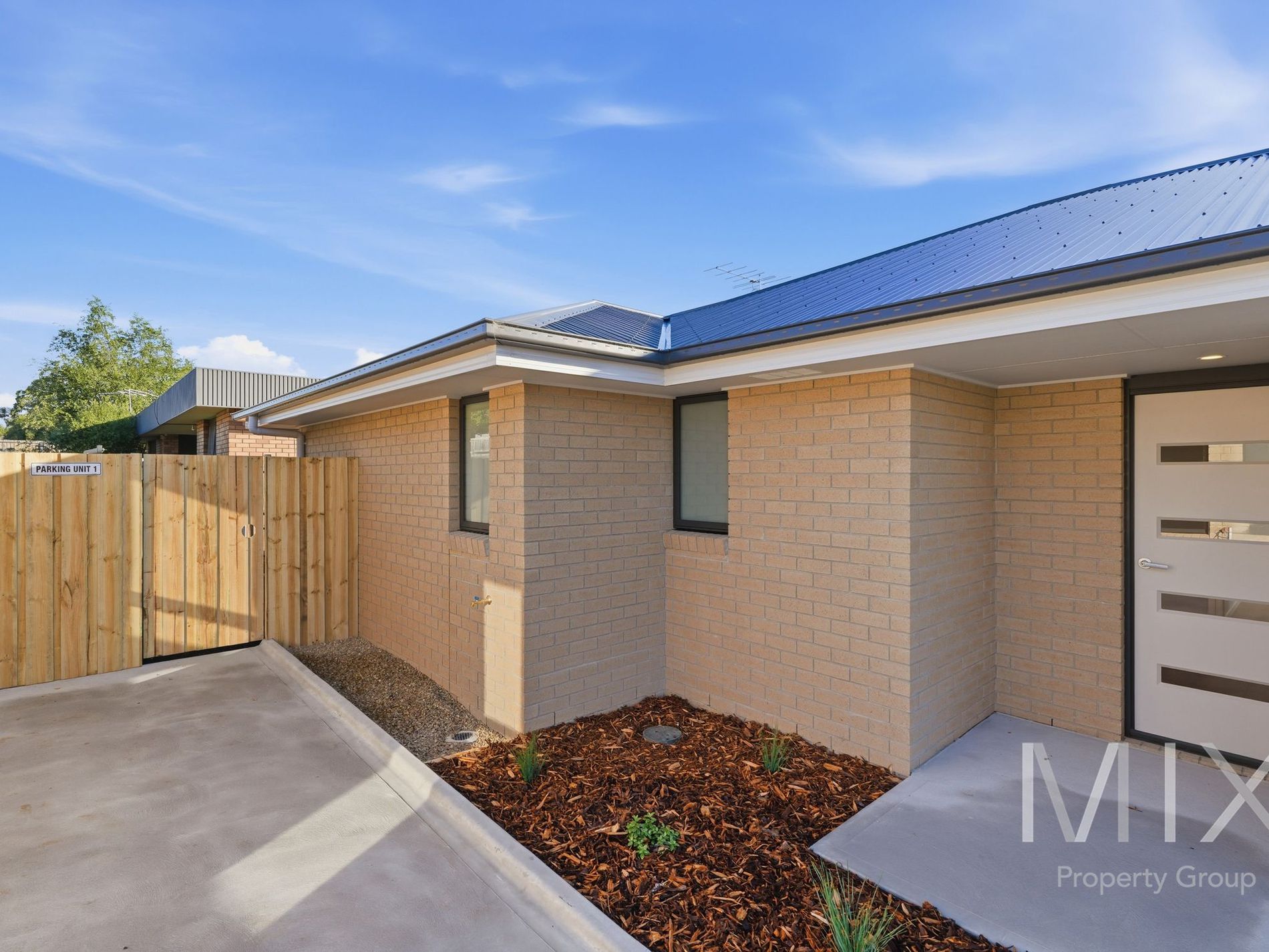 2 / 70 William Street , Brighton