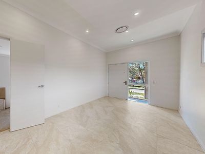 7 Gowrie Crescent, Westmead