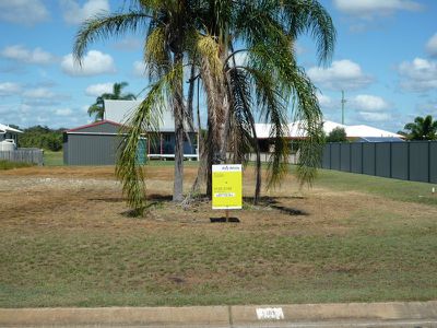 10 Sunset Avenue, Woodgate