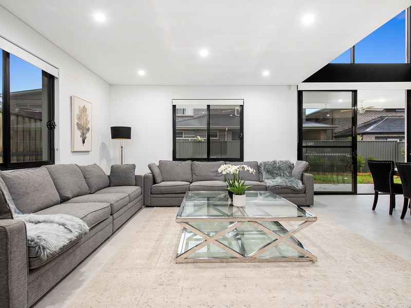 7 Indwarra Avenue, North Kellyville