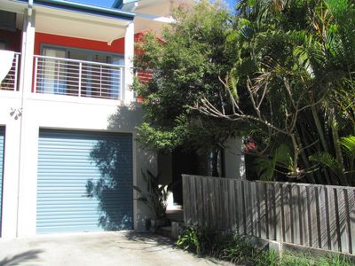 1 / 3 Jarrah Crescent, Ocean Shores