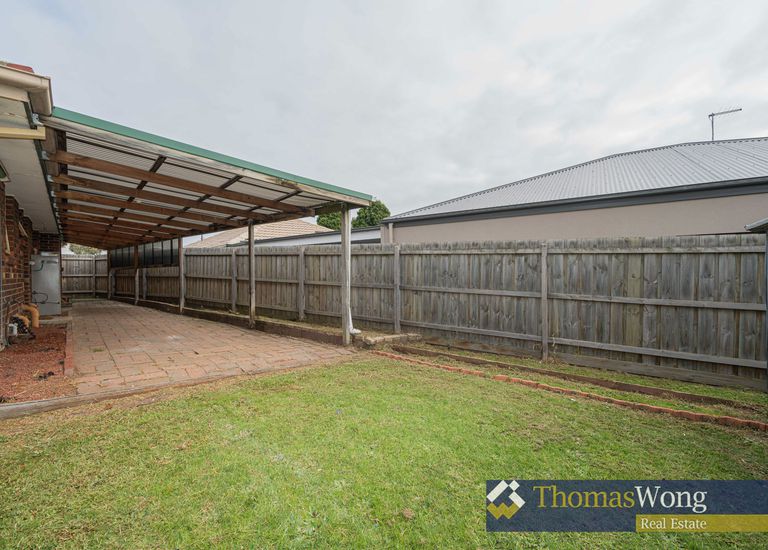 13 Luscombe Avenue, Carrum Downs