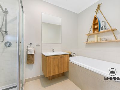 27 Savage Way, Clyde North