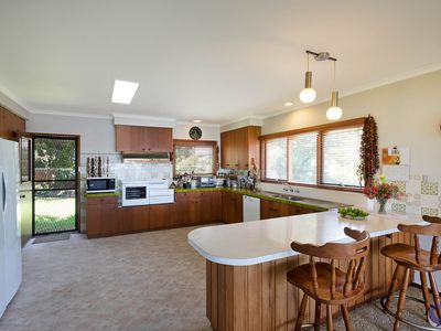 25 Hillcrest Avenue, North Narooma