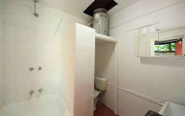 2 / 1651 Botany Road, Botany