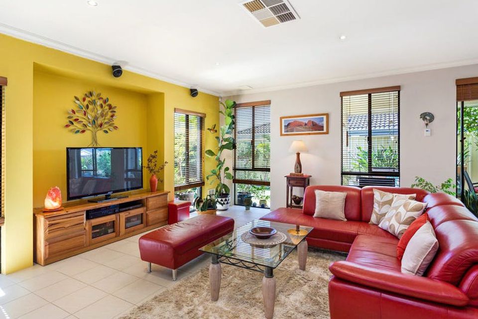 20 Fairburn Crescent , Baldivis