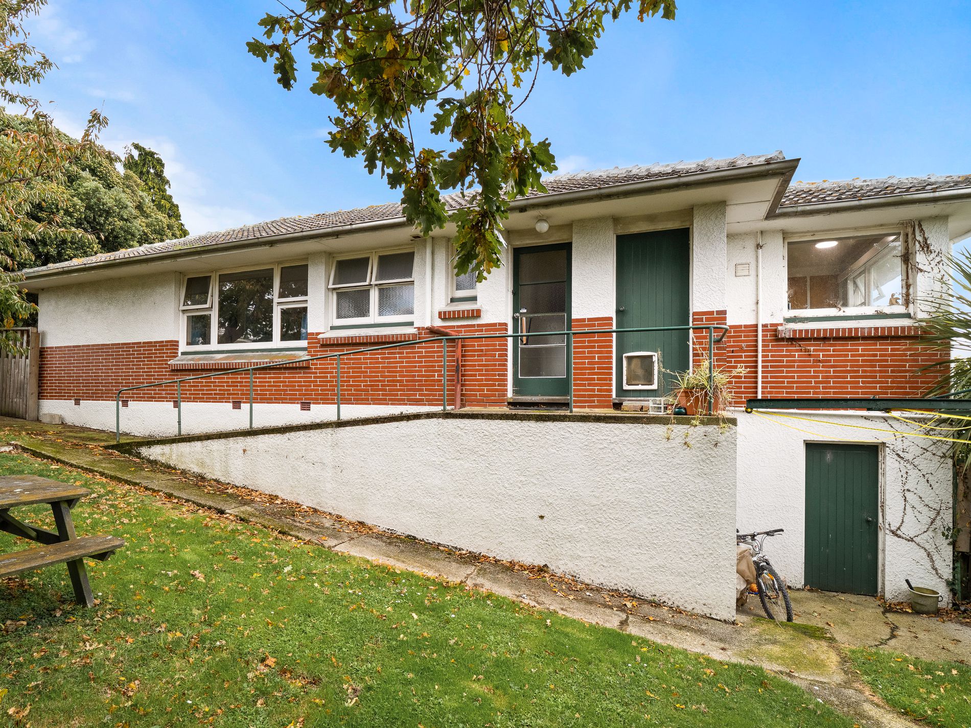 15 Middleton Road, Kew
