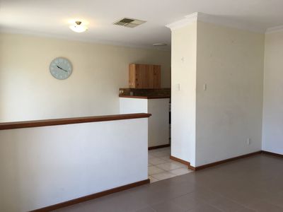 5/12 Brian Avenue, Yokine
