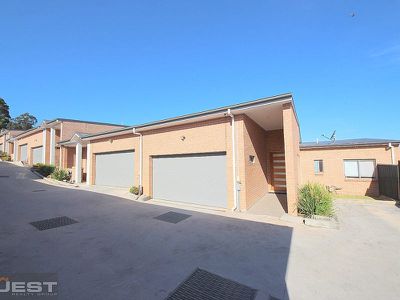 9 / 2 Curtin Place, Condell Park