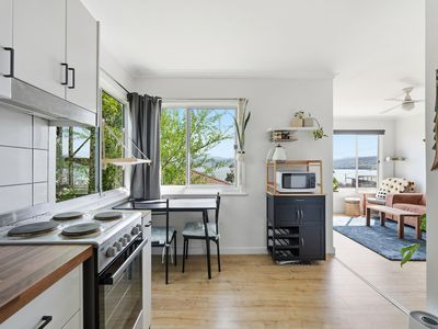 2 / 3 Vancouver Link, Midway Point