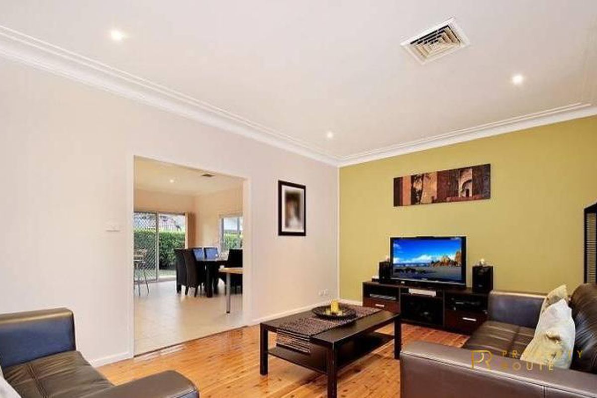 7 Cook Street, Baulkham Hills