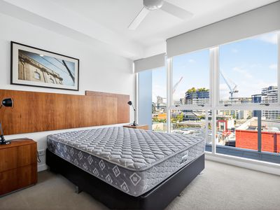 708 / 113 Commercial Road, Teneriffe