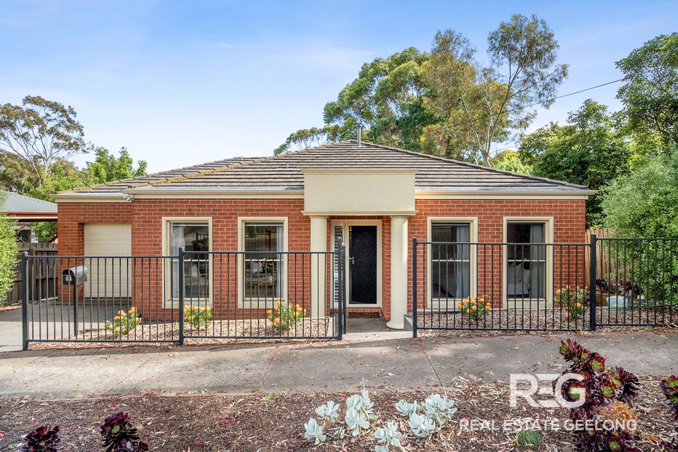 2C Desmond Street, Highton