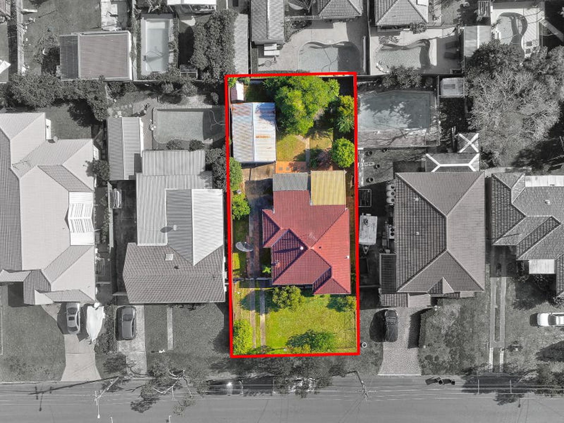 10 Messines Avenue, Milperra