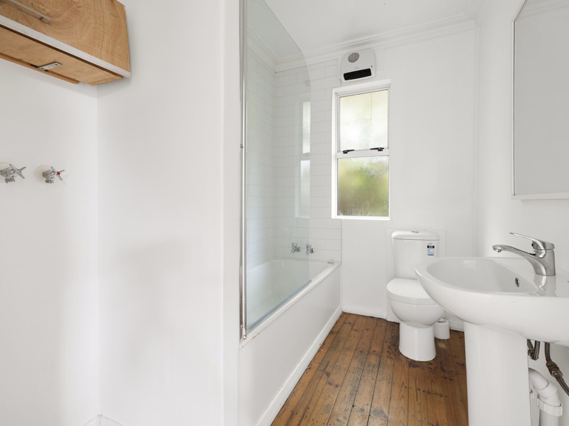 30 Seaview Terrace, Kew