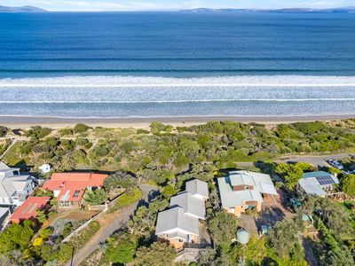 9 Ocean Grove, Carlton