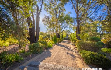 31 Sugarloaf Road, Beaconsfield Upper