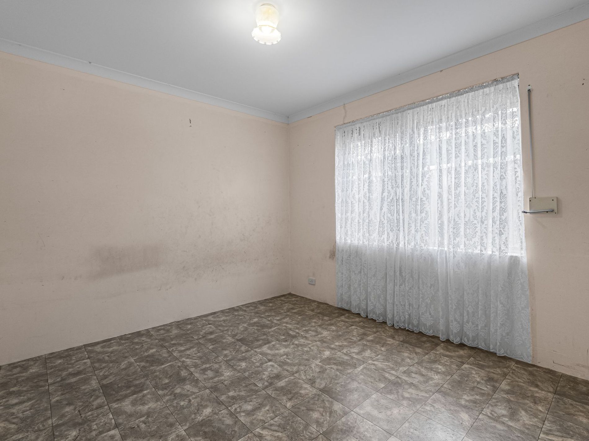 6 Tuscany Place, Caversham
