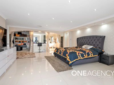 8 Armisfield Street, Doolandella