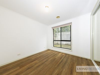 4 / 43 Acacia Crescent, Melton South