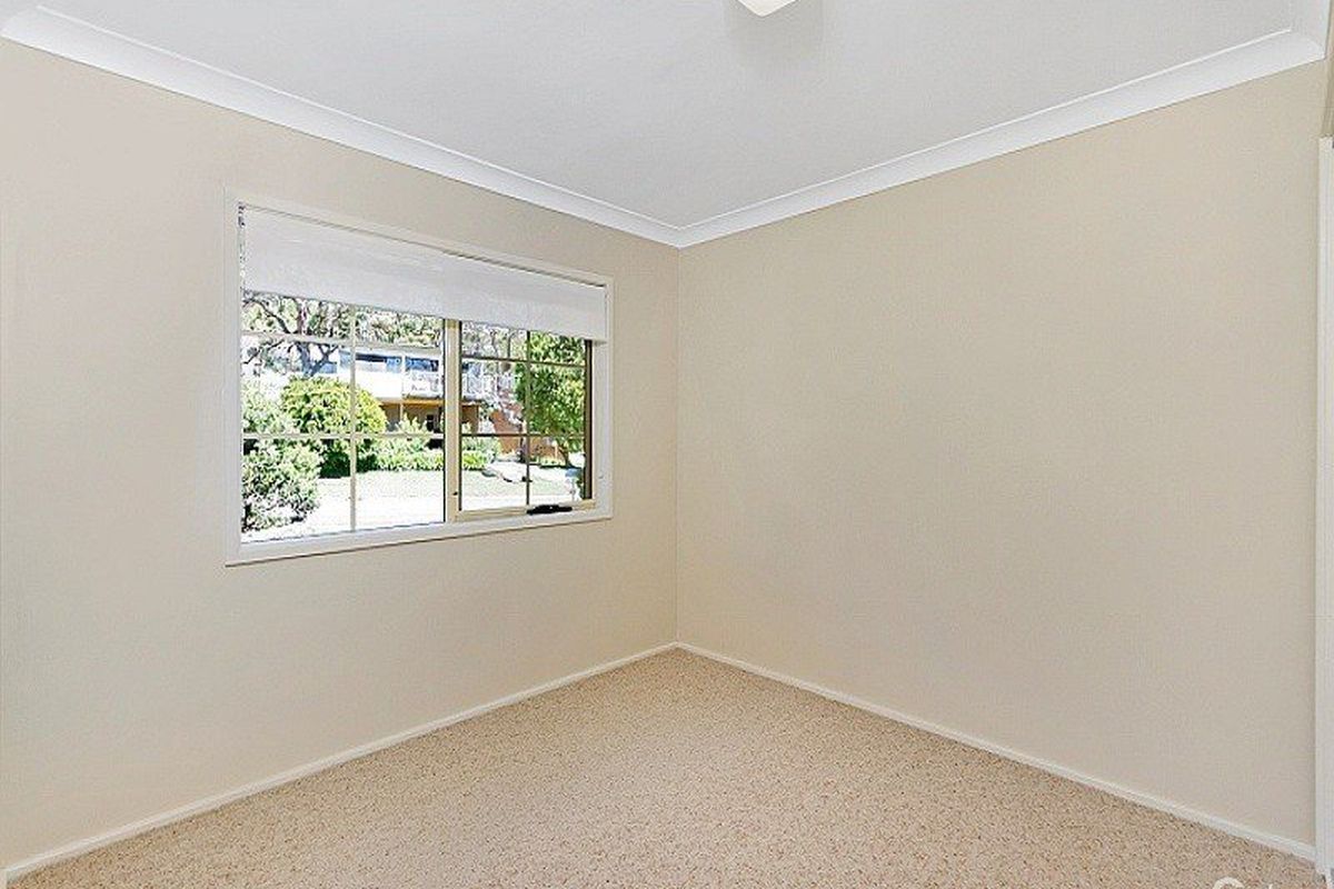 2 / 80 Lowanna Avenue, Forresters Beach