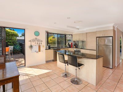 2 Applegin Court, Mooloolaba