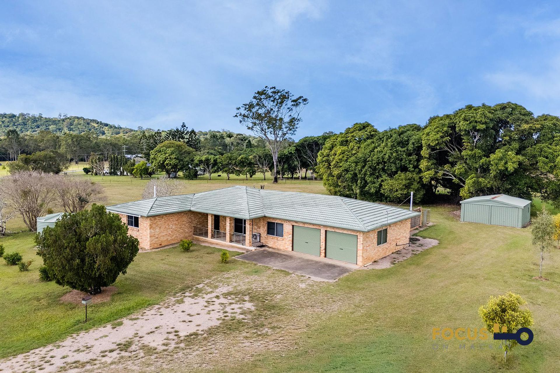 126 Beach Rd, Sarina