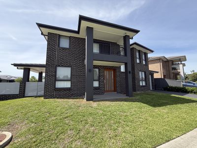 98 Firewheel Circuit, Gregory Hills