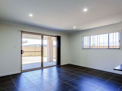 5 Sidney Court, Logan Reserve
