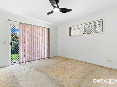 5 Deloraine Avenue, Urangan