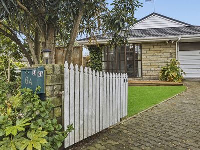6A Charnwood Grove, Waikanae