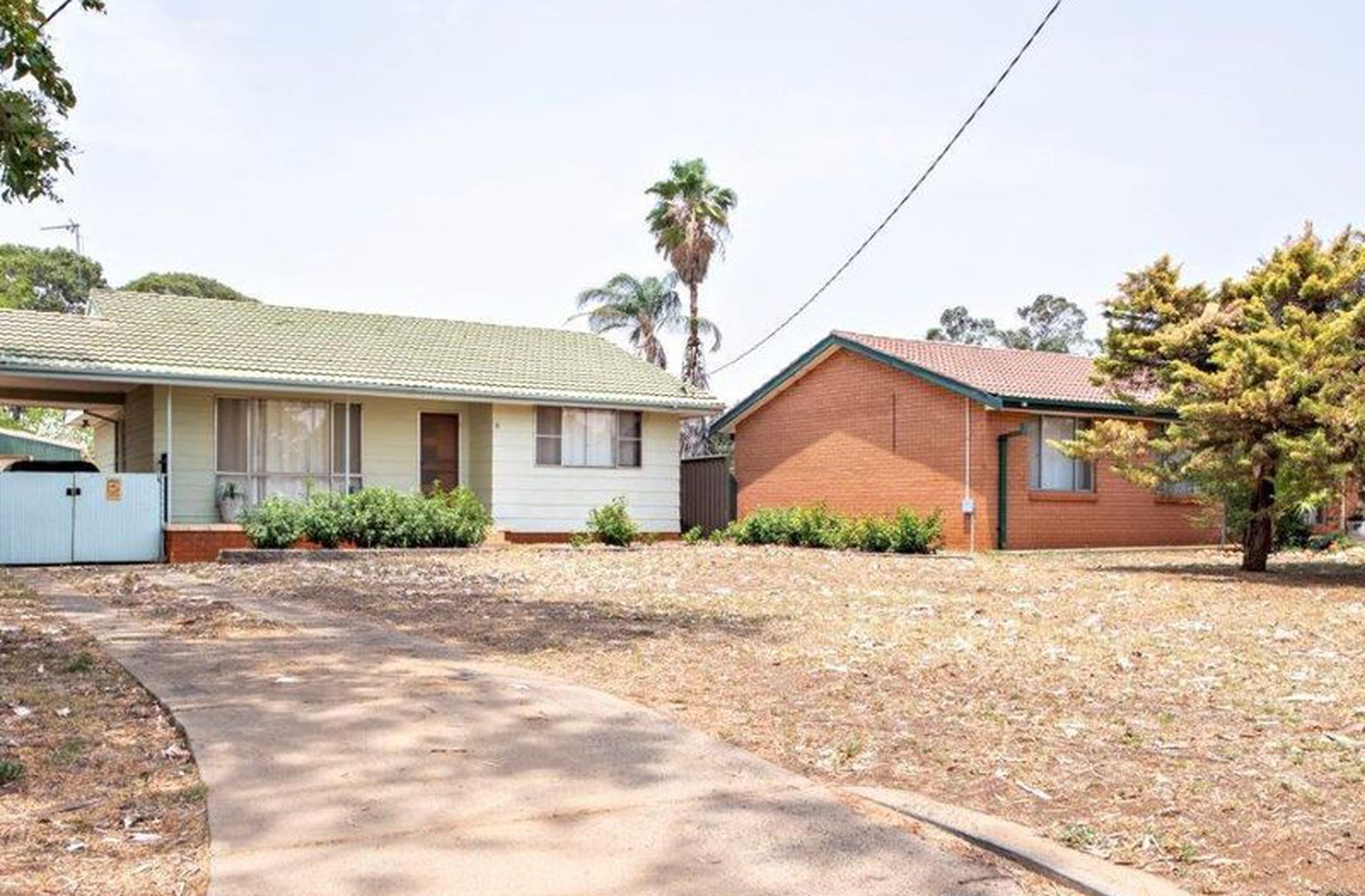 8 Court, Dubbo Redden Family Real Estate