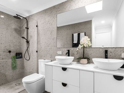 14 Cooper Ridge, Winthrop