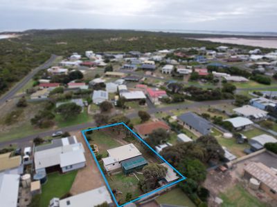 13 Wentworth Street, Beachport