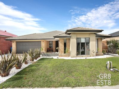 18 Flash Dan Drive, Cranbourne East