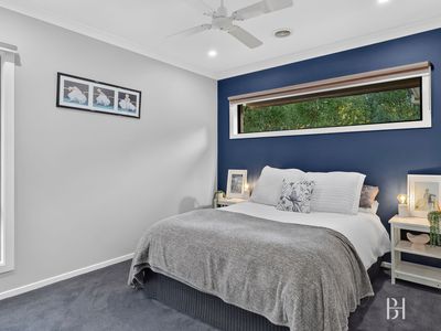 9 Olive Tree Court, Kilmore