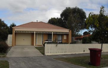 1 Regent Close, Berwick